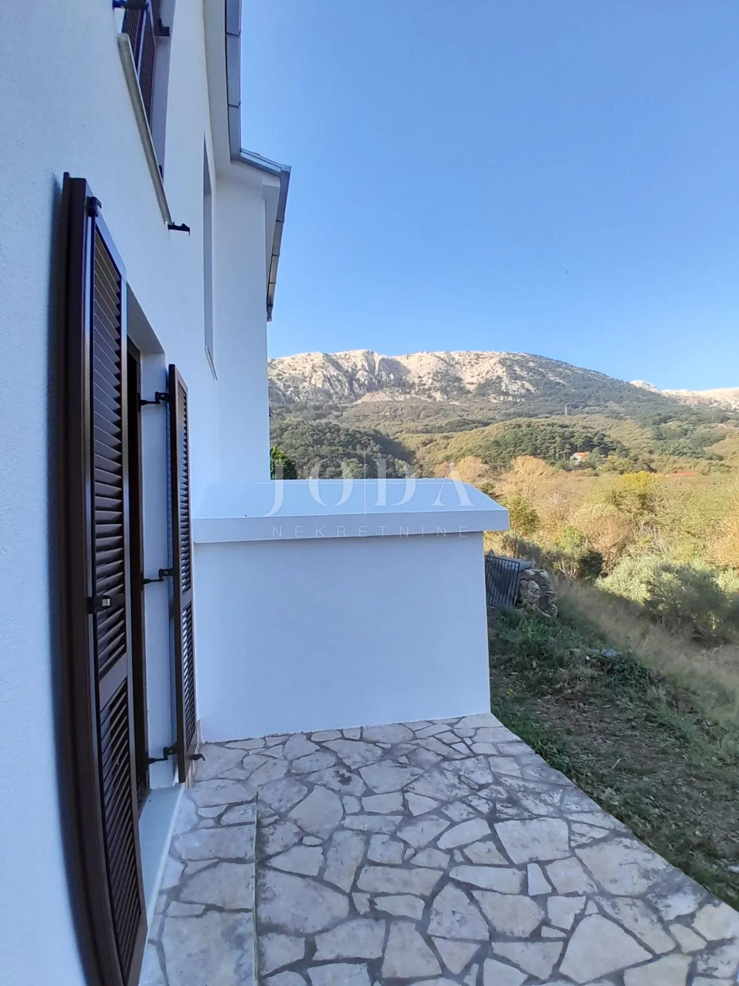 apartman sa bazenom - slika 15
