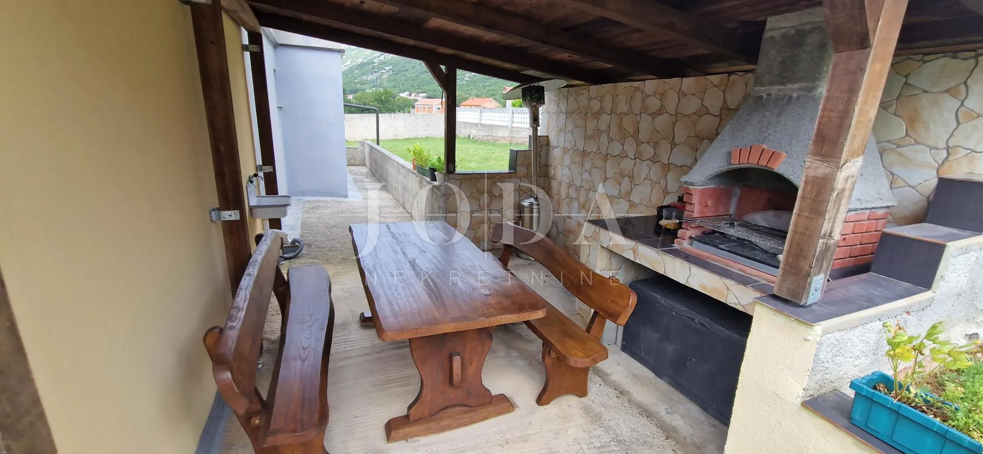 tribalj, lijepa kuća sa velikom okućnicom - slika 8