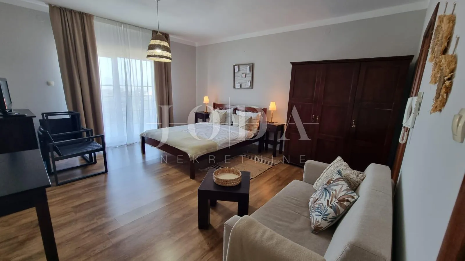 crikvenica velika etaža potpuno opremljena i namještena - slika 29