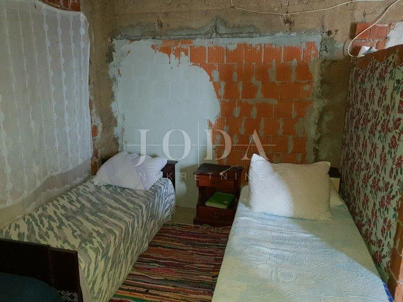 senj, kuća sa tri stana! - slika 48