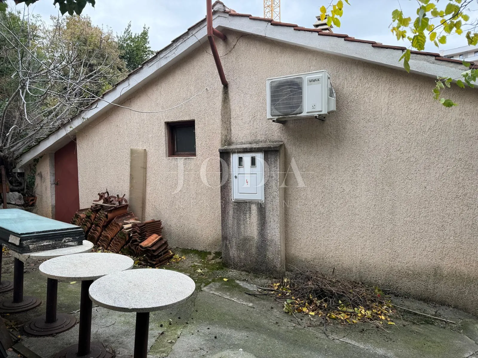 kantrida - šarmantna prizemnica s velikom okućnicom - slika 3