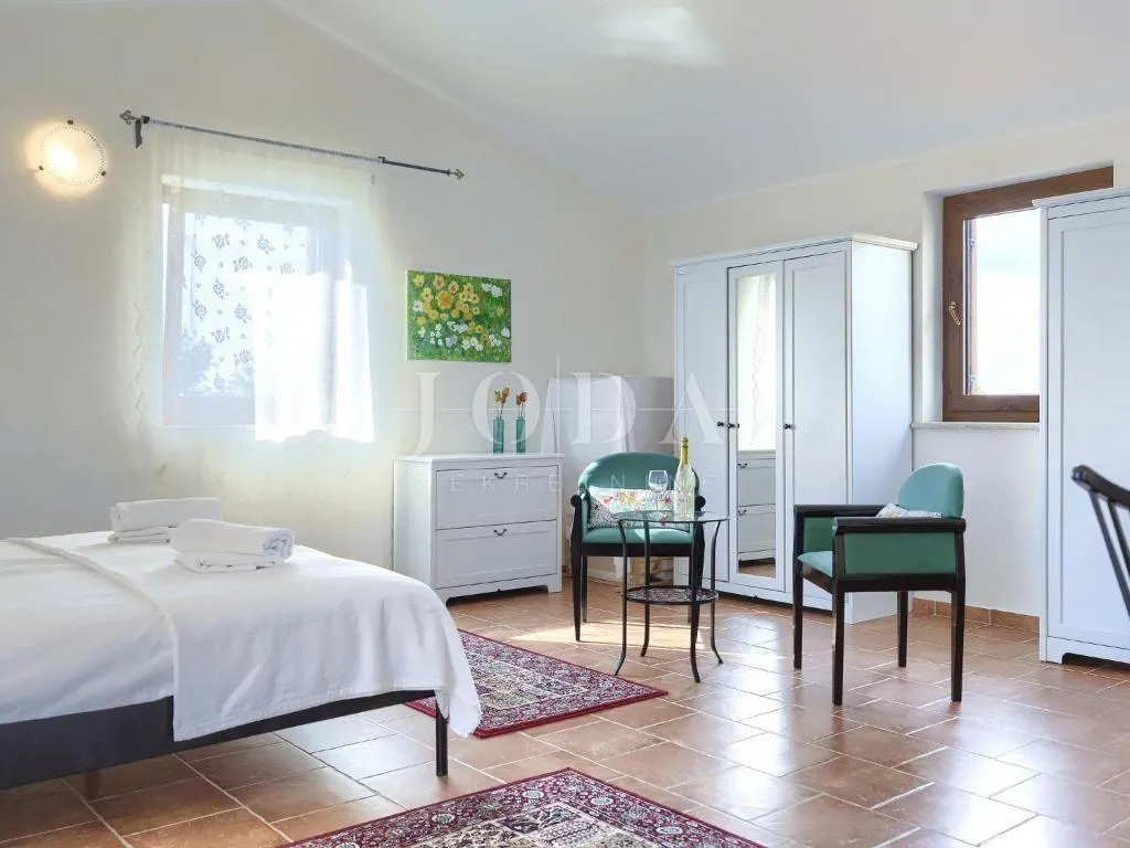 svetvinčenat, okolica, prekrasna villa sa bazenom - slika 27