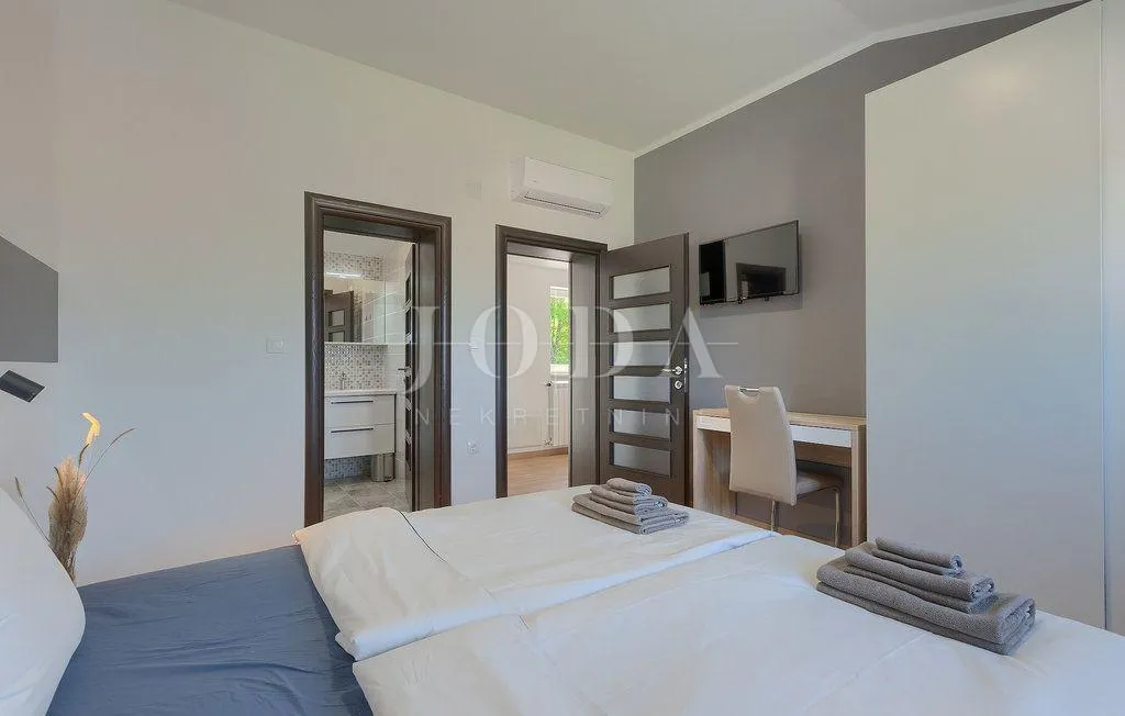 labin, okolica, prekrasna villa sa bazenom - slika 34