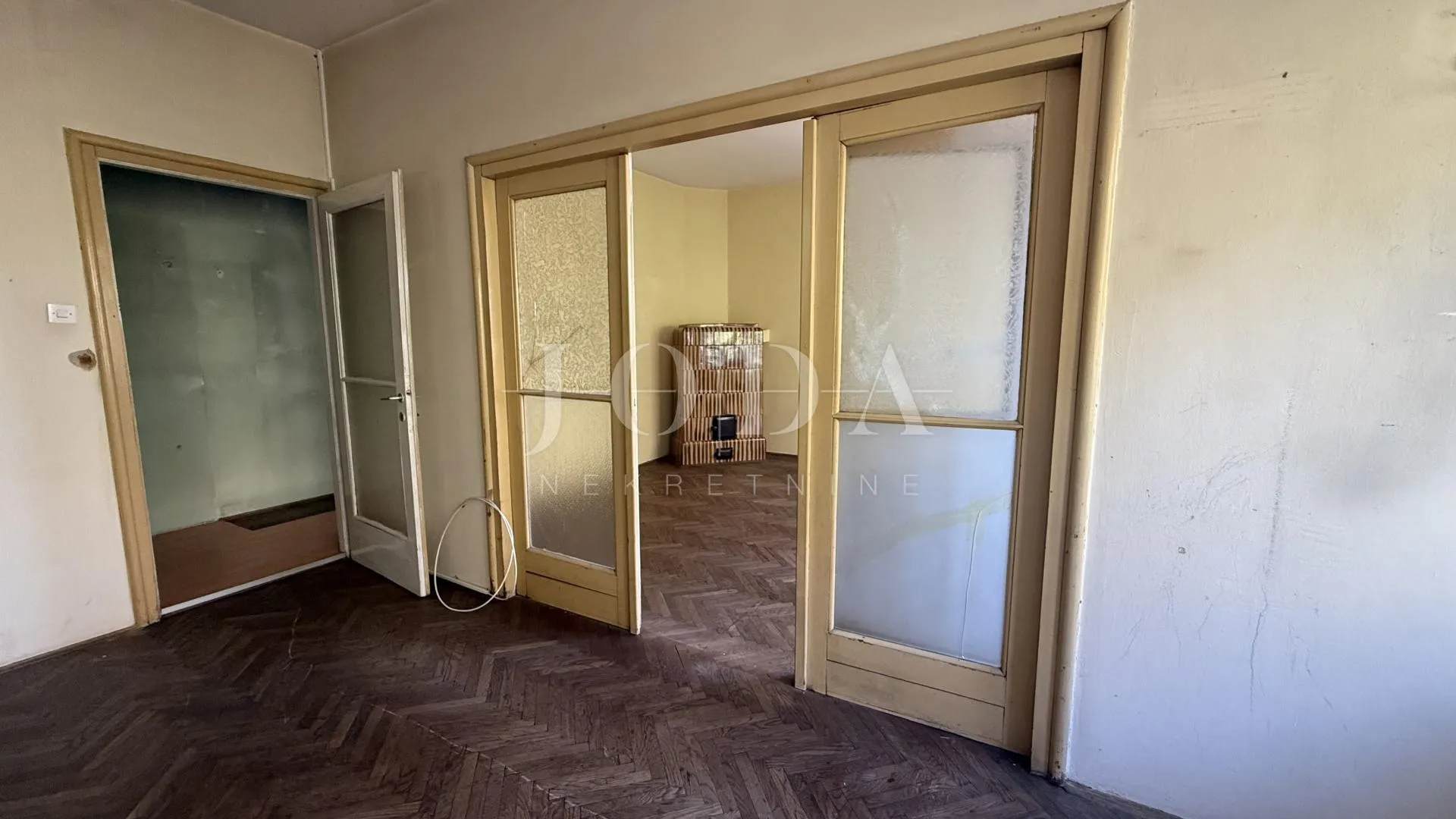 zagreb, na odličnoj lokaciji-trosoban stan s dva balkona 77m2 - slika 8
