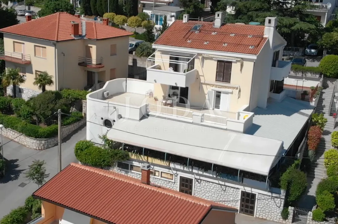 crikvenica, kuća sa poslovnim prostorom na odličnoj lokaciji - slika 2