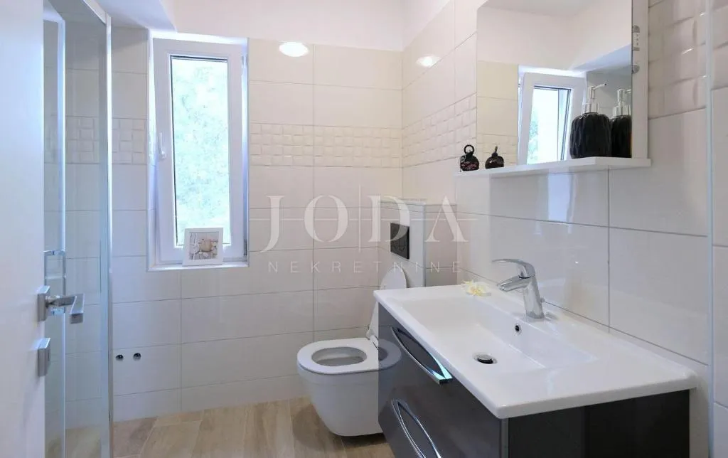 svetvinčenat, okolica, moderna villa sa bazenom - slika 32