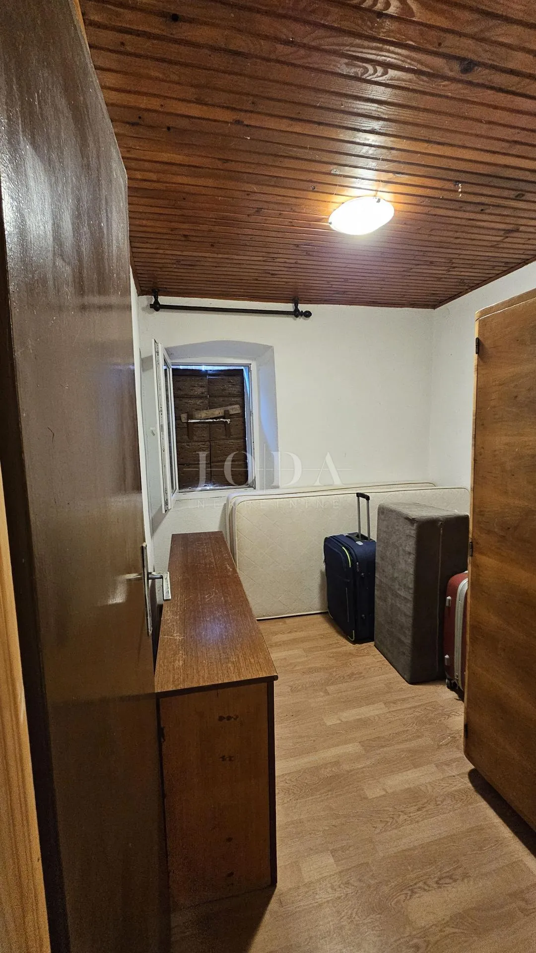 popust dvojna kuća na zemljištu od 5.000m2,rovinj okolica - slika 7