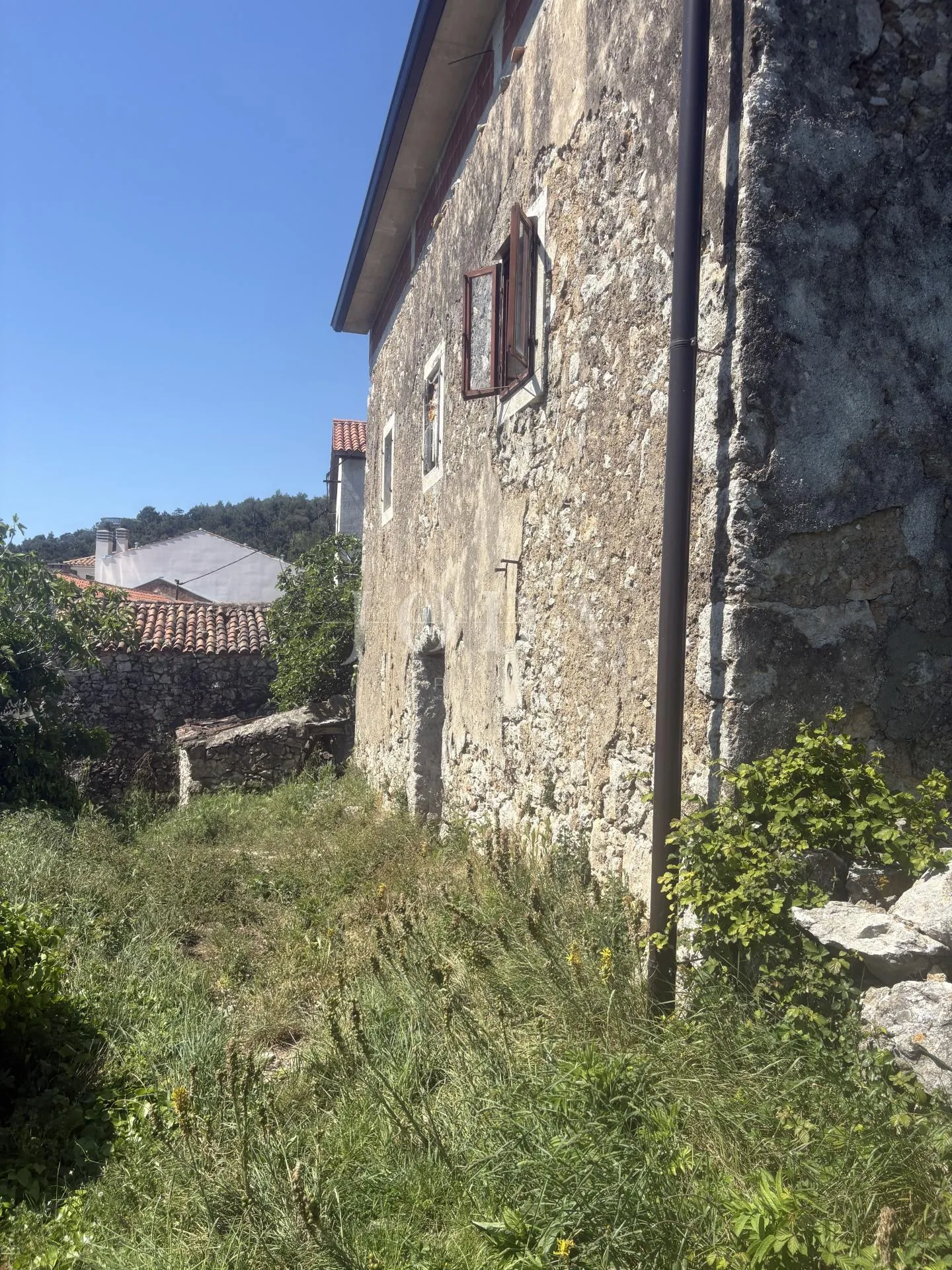 plominsko zagorje, kuća za adaptaciju sa očaravajućim pogledom na more - slika 7