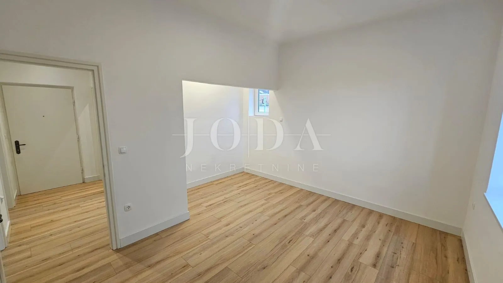 potpuno adaptiran stan 57 m² – širi centar novog vinodolskog, blizu mora - slika 6