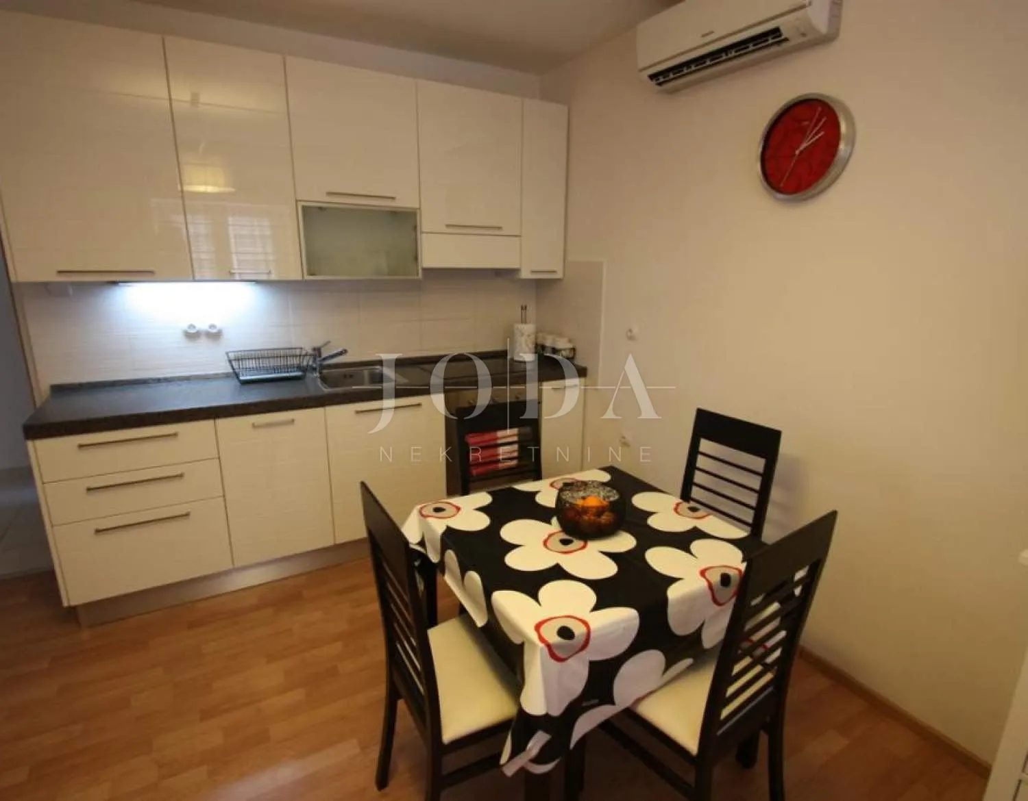 crikvenica, apartman prvi red do mora - slika 6