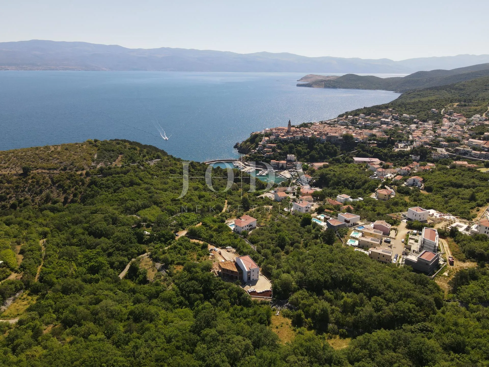 otok krk vrbnik stan sa bazenom u novogradnji - slika 21
