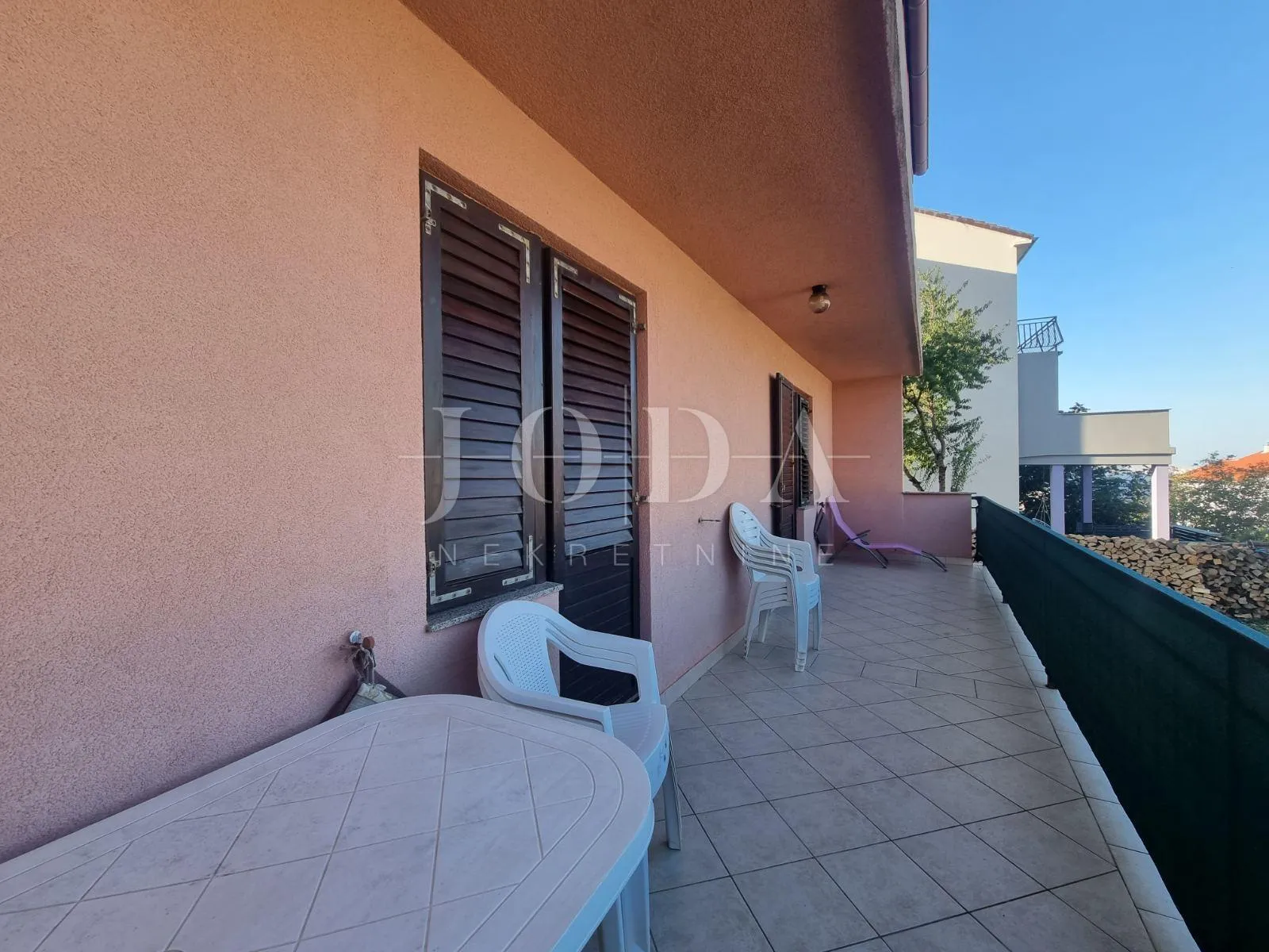 senj, kuća sa dvije stambene jedinice - slika 10
