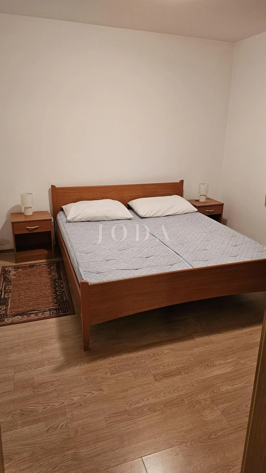 kuća u nizu sa 4 apartmana i balkonom,vrsar centar - slika 6