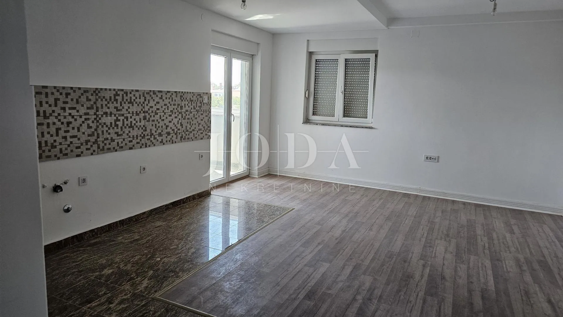 popust!stan u novogradnji,fažana okolica - slika 5