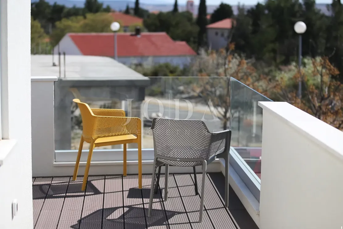 seline, starigrad - luksuzna villa s bazenom - slika 61