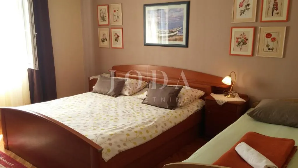 kuća sa 5 apartmana - slika 14