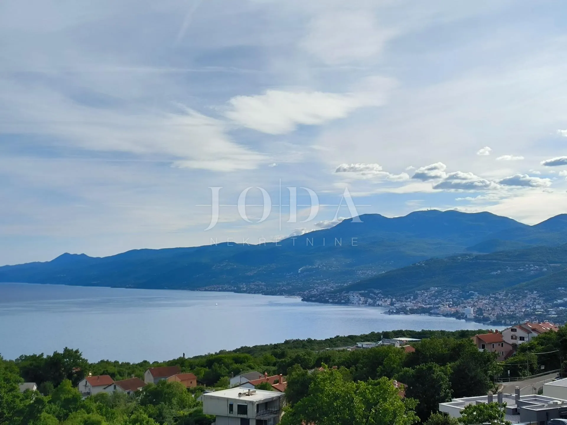 rešetari stan - slika 1