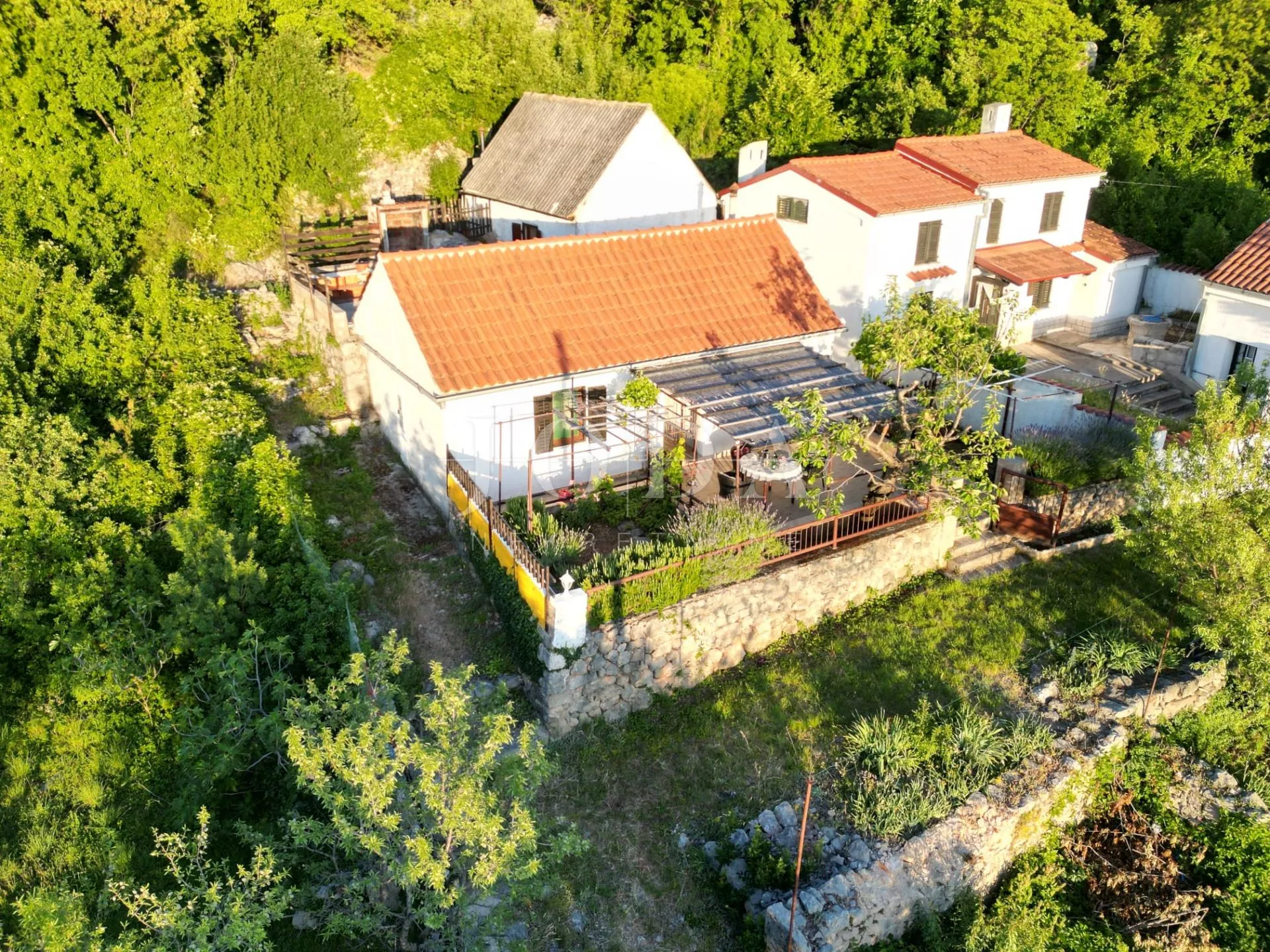 starigrad kuća u parku prirode - slika 3