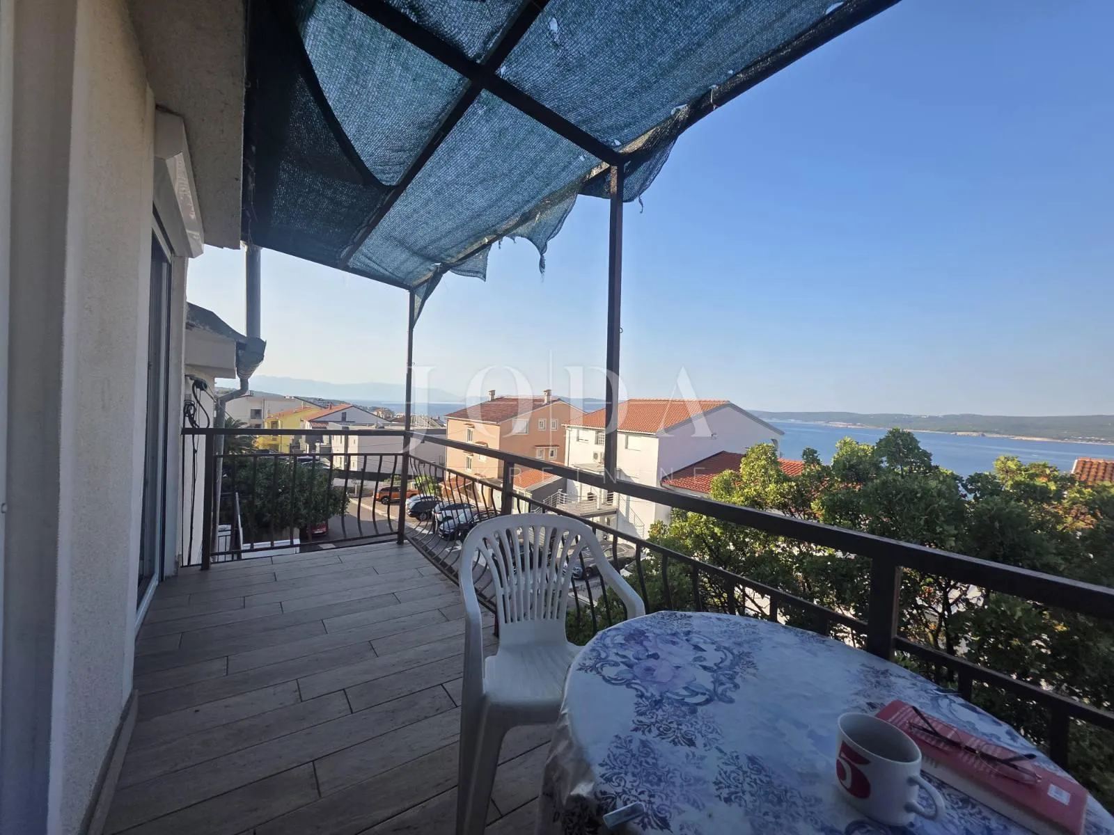 crikvenica, stan sa garažom i okućnicom - slika 2