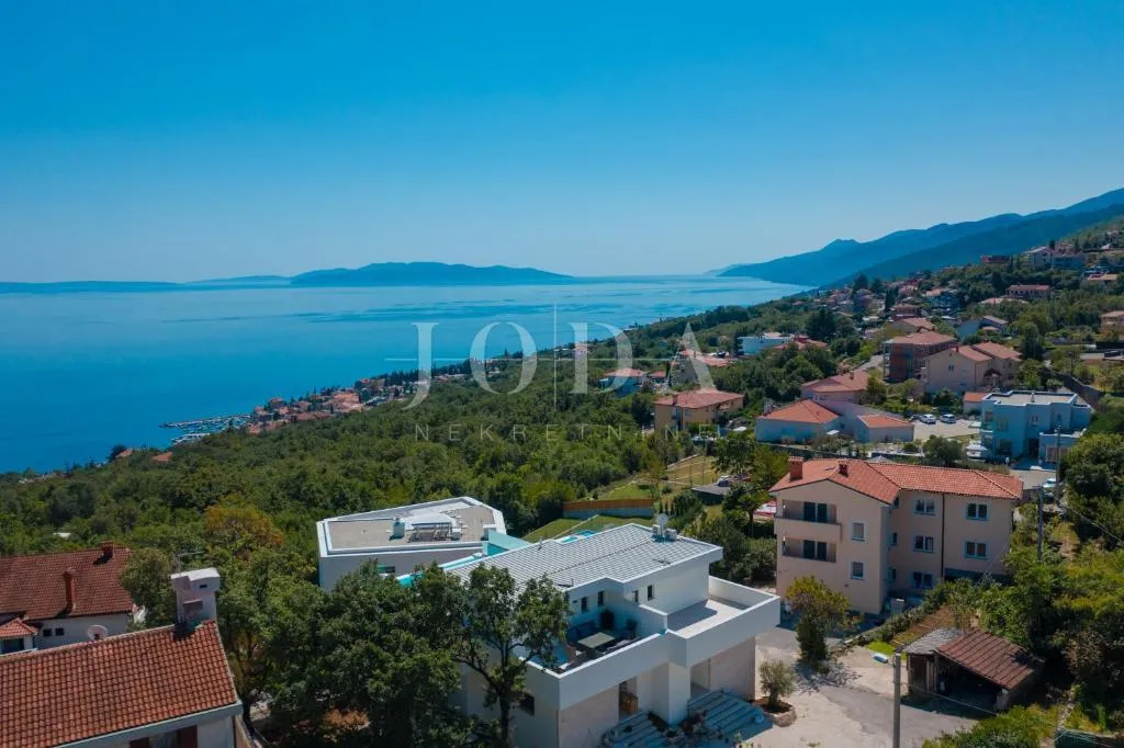opatija vila sa bazenom - slika 20