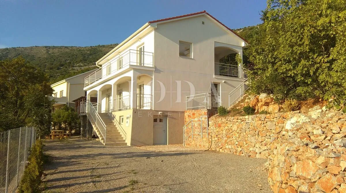 senj, kuća sa dva stana i prekrasnim pogledom - slika 25