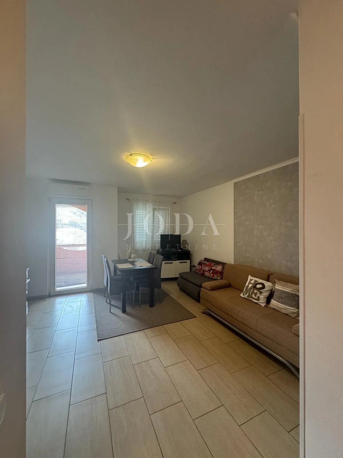 apartman 200m od mora na pagu - slika 19