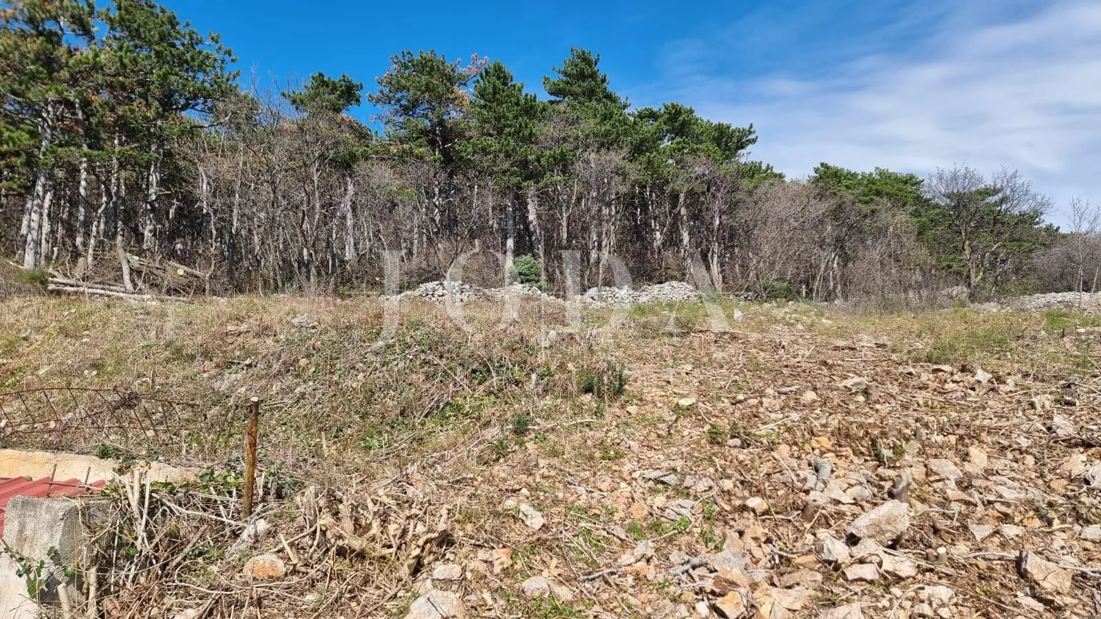 povile teren drugi red do mora - slika 8