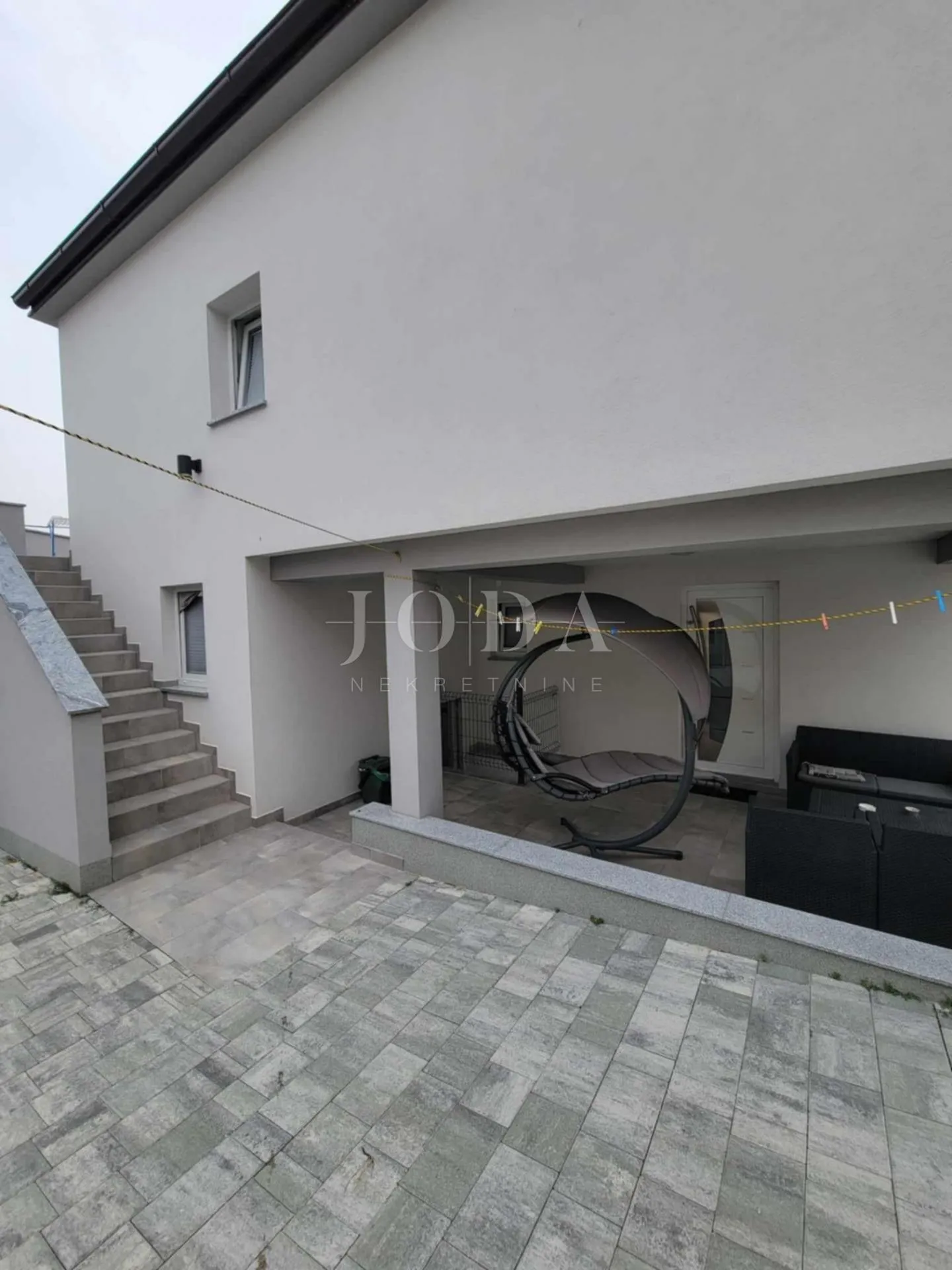 šilo kuća sa 3 apartmana - slika 14