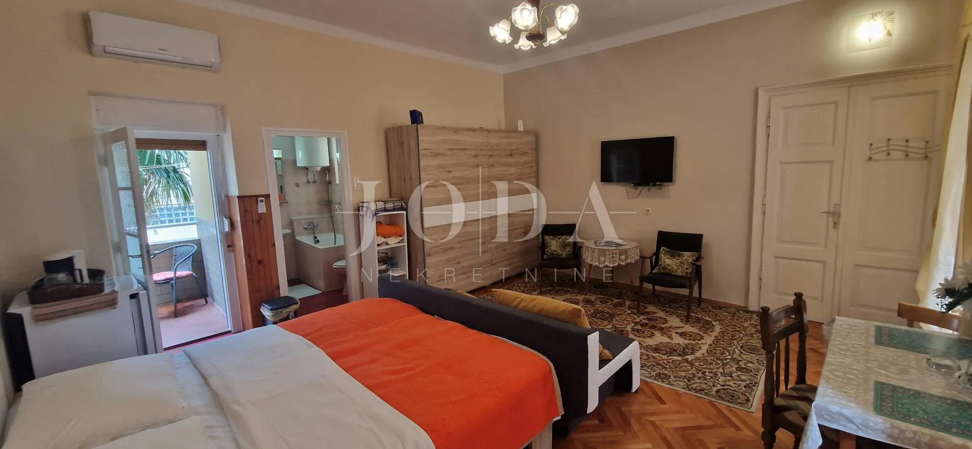 crikvenica, kuća u centru sa uhodanim turističkim poslovanjem - slika 11