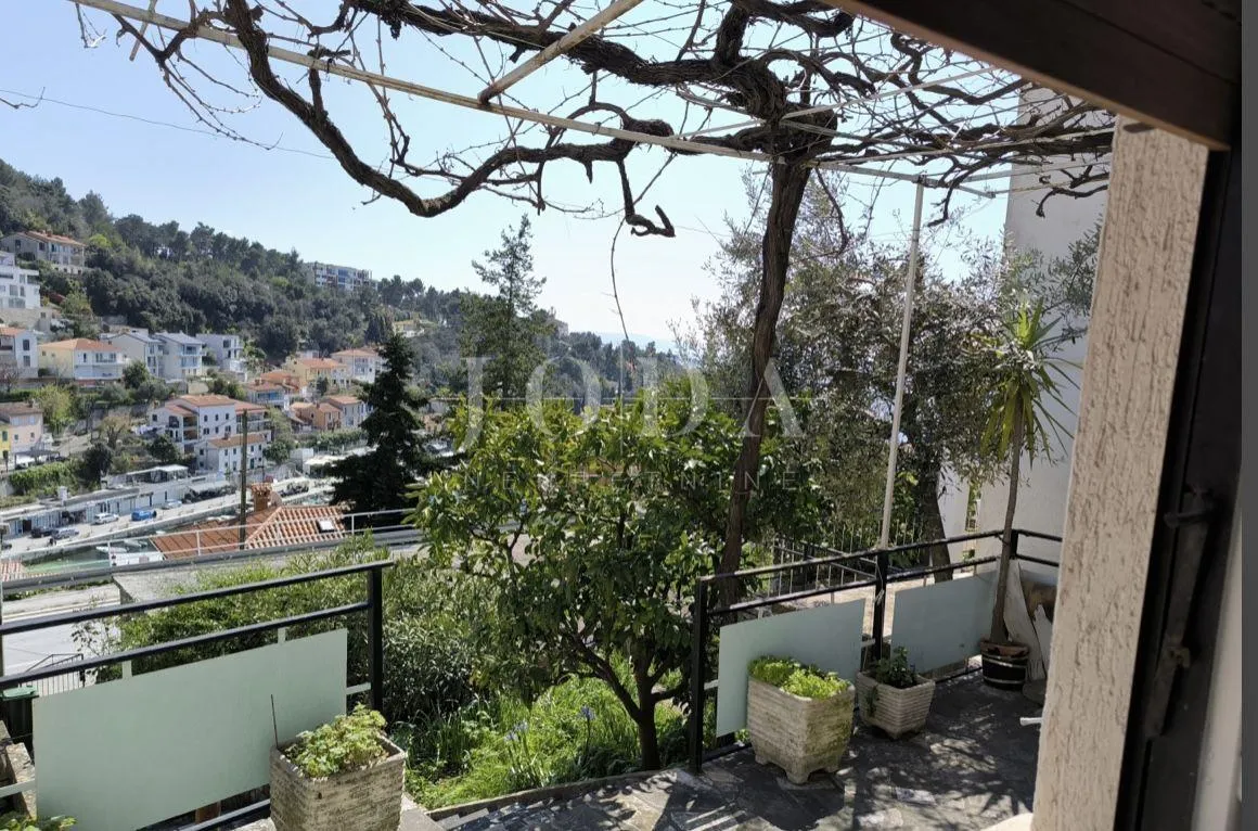 Rabac, stan za adaptaciju s pogledom na more - Rabac, Labin