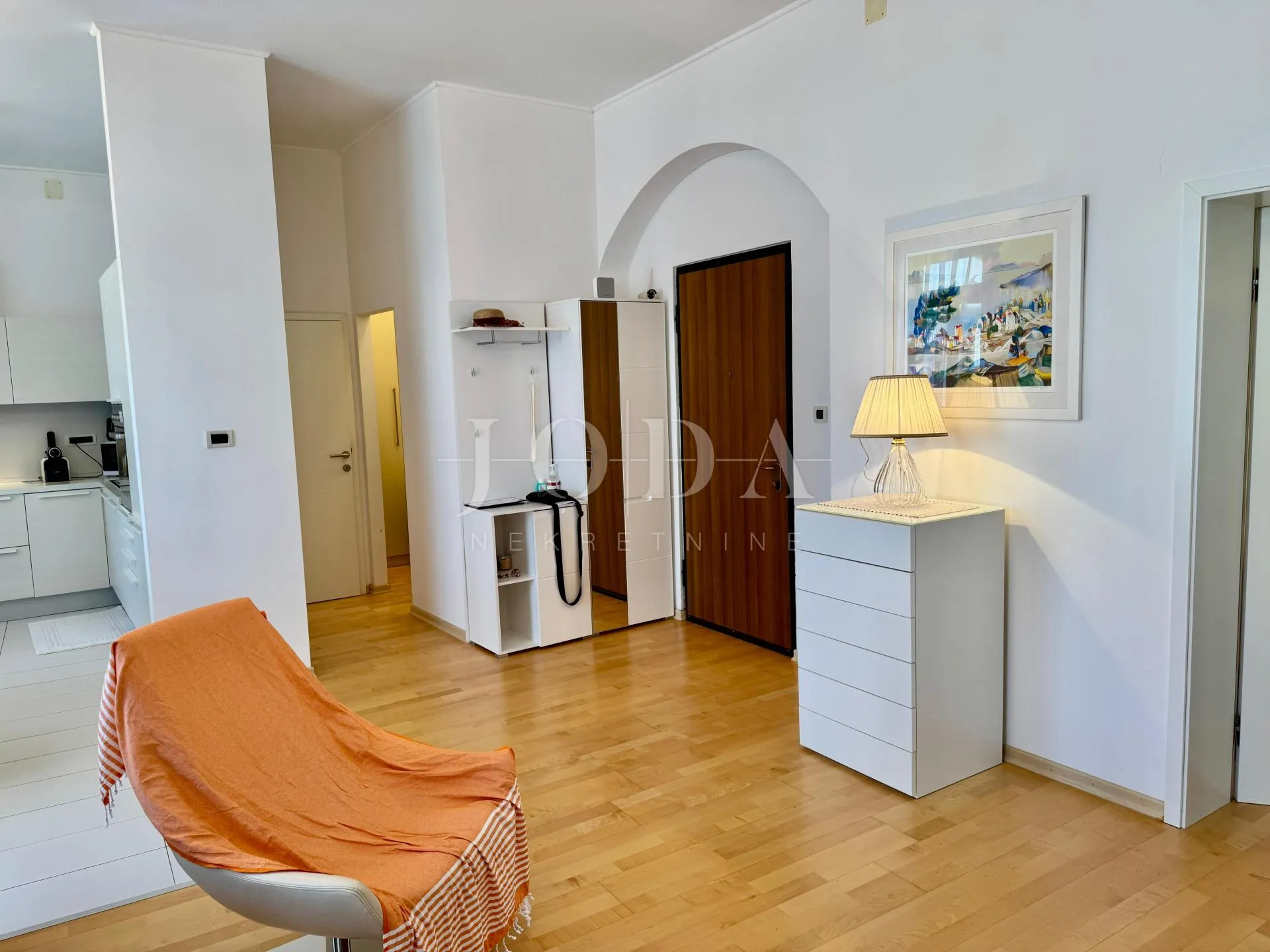 predivan stan 80 m od mora - slika 9