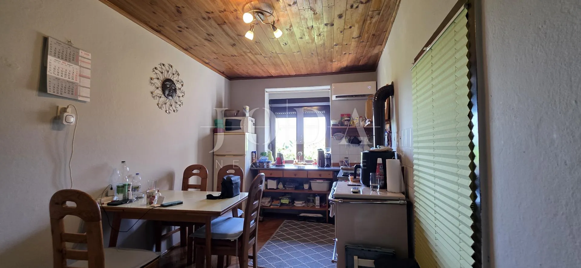 bribir: kamena kuća s pogledom na more i okućnicom - slika 31