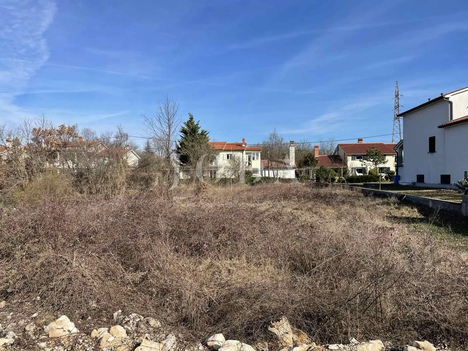labin, veliko građevinsko zemljište na traženoj lokaciji - slika 2
