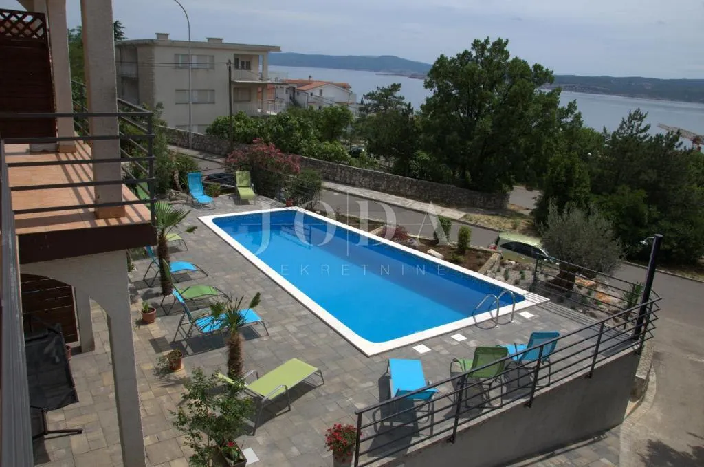 ekskluzivna nekretnina u crikvenici: 602 m², bazen, 7 apartmana, 250 m od mora - slika 3