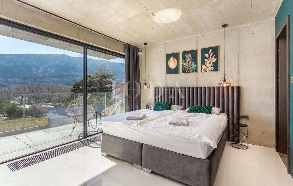 baška moderna vila - slika 11