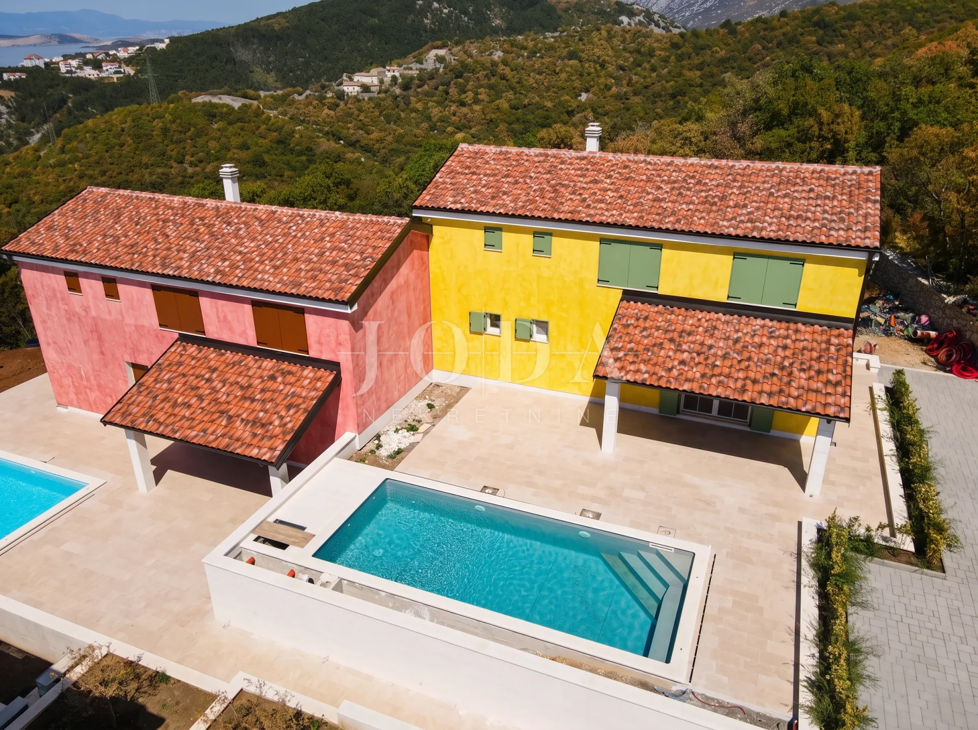 kuća novogradnja crikvenica sa bazenom - slika 9