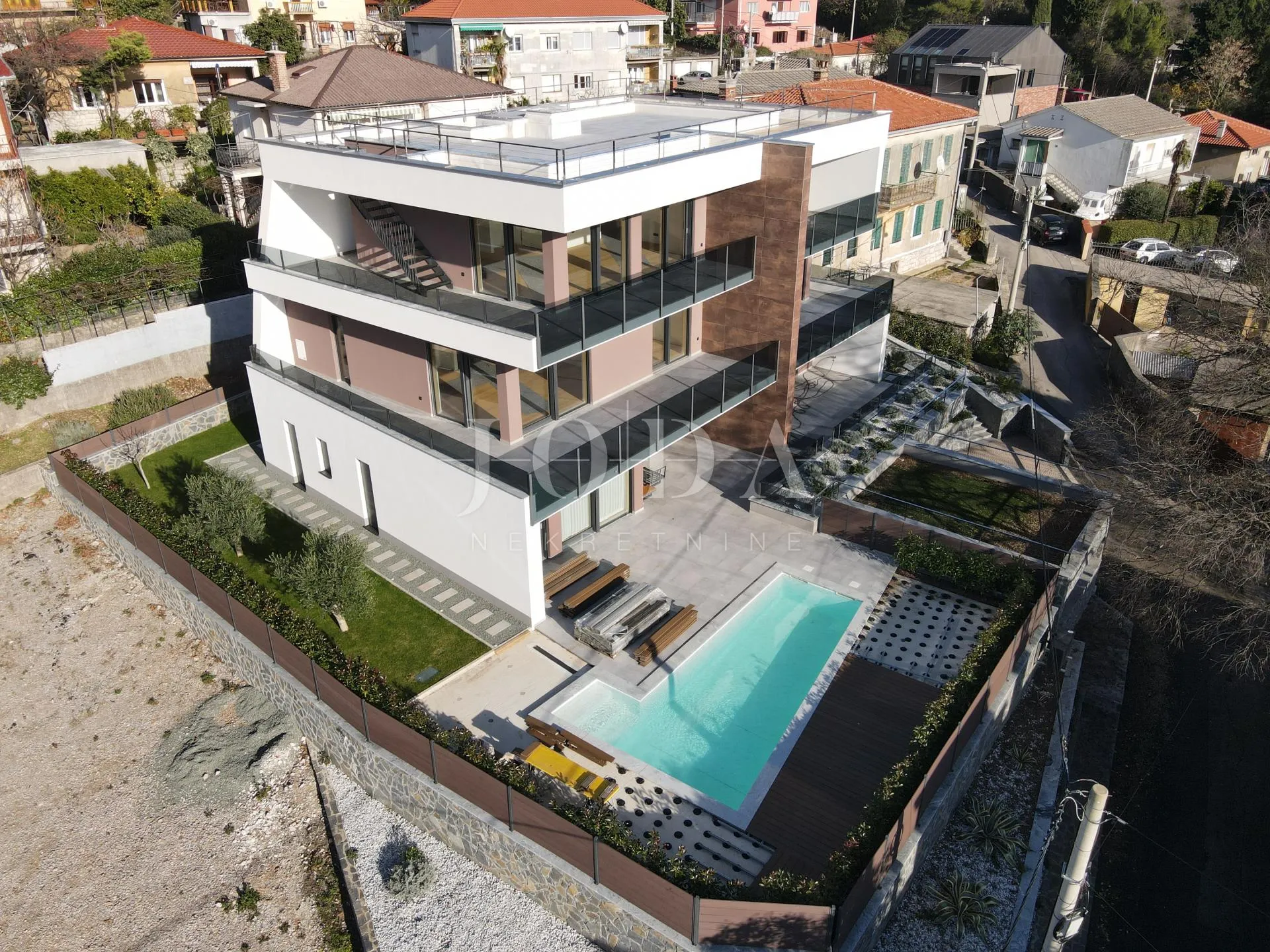kantrida, luksuzni penthouse s panoramskom terasom i tri garažna mjesta - slika 9