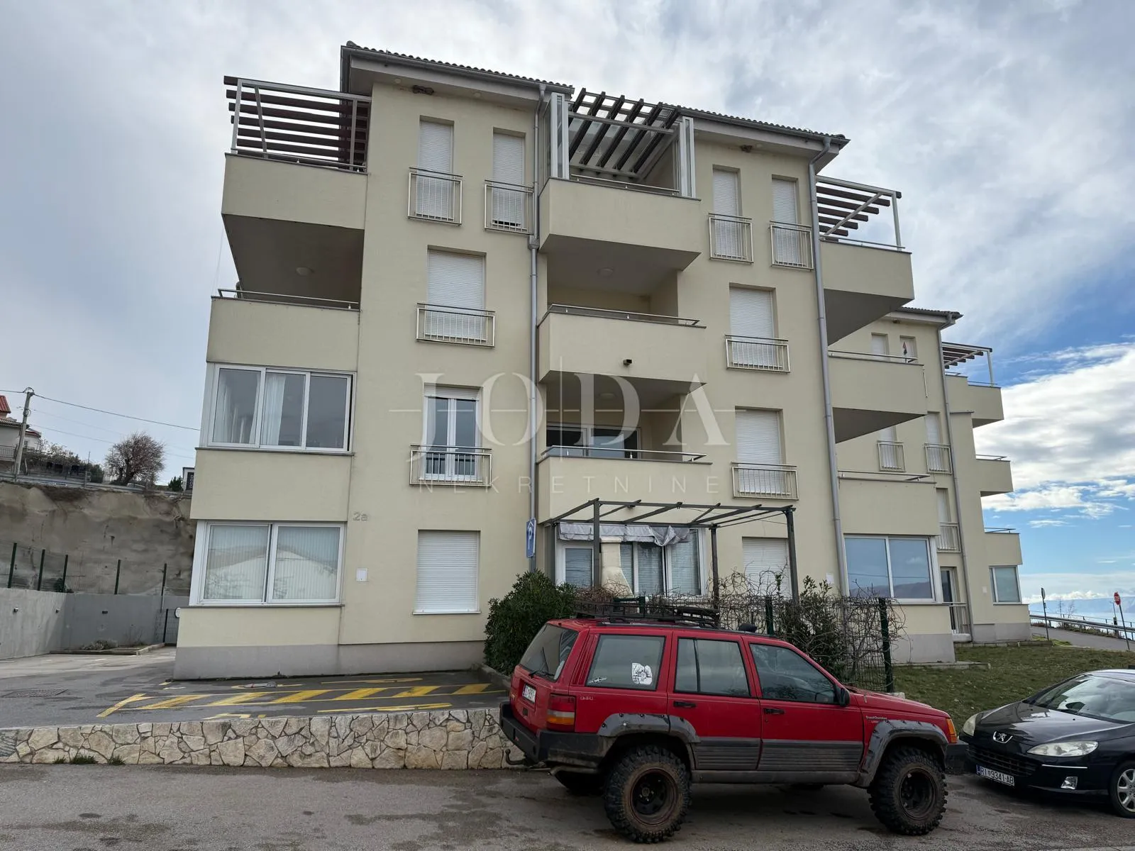 senj – 1. kat, pogled na more, novija gradnja, parkirno mjesto - slika 12