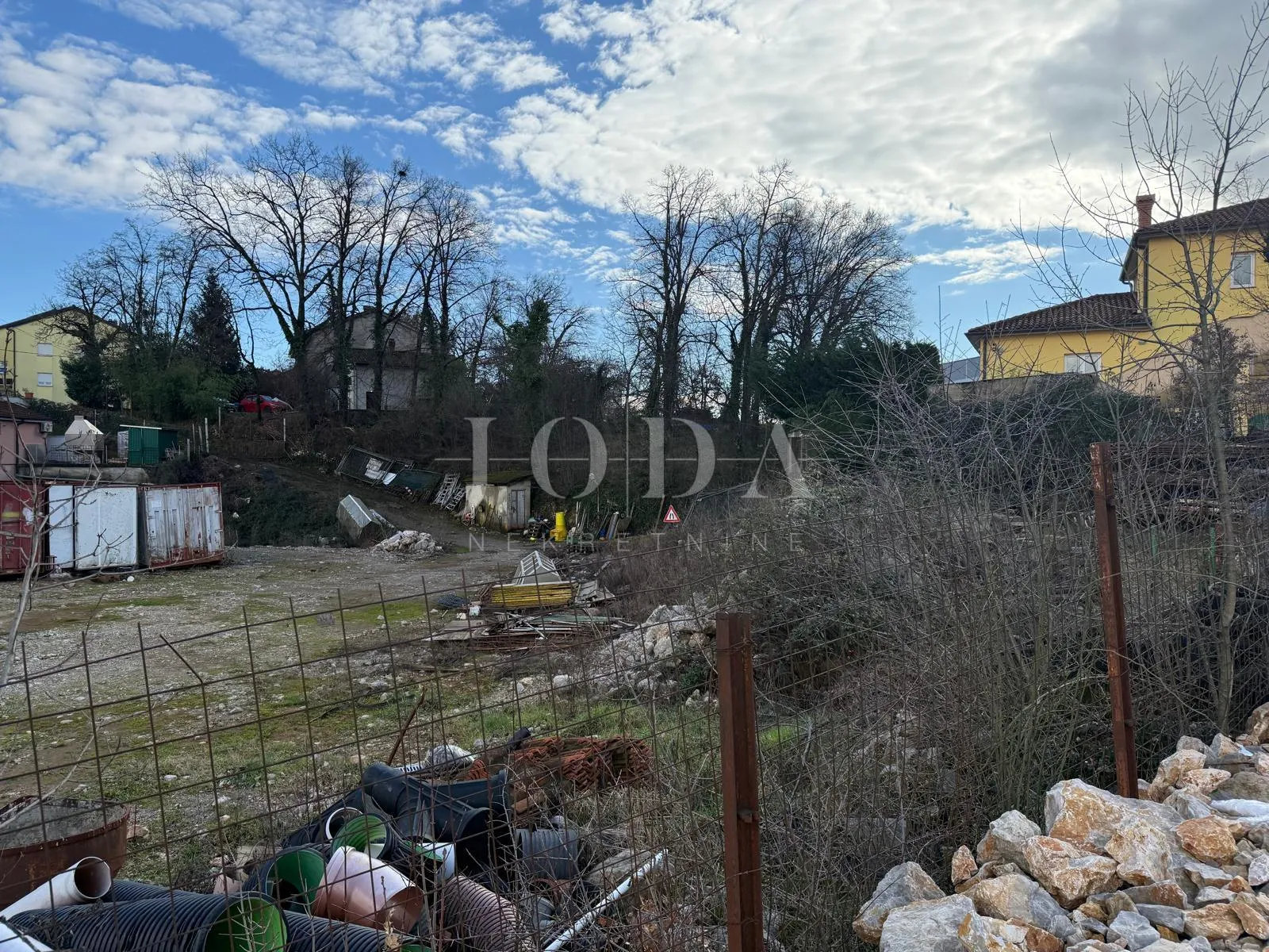 viškovo – građevinsko zemljište 1408 m² s građevinskom dozvolom - slika 3