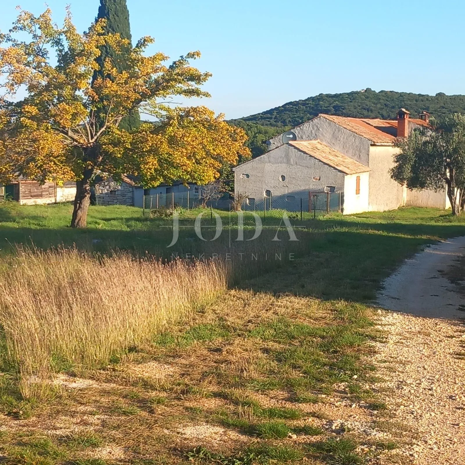 popust dvojna kuća na zemljištu od 5.000m2,rovinj okolica - slika 24