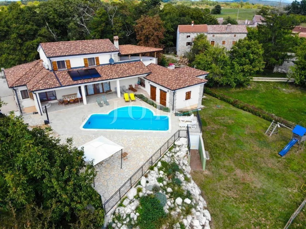Žminj, okolica, prekrasna Villa u srcu Istre