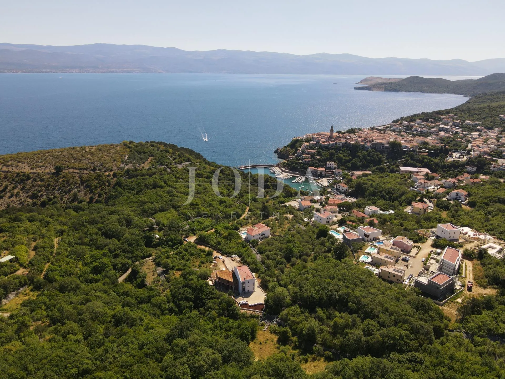 otok krk vrbnik stan sa bazenom u novogradnji - slika 20