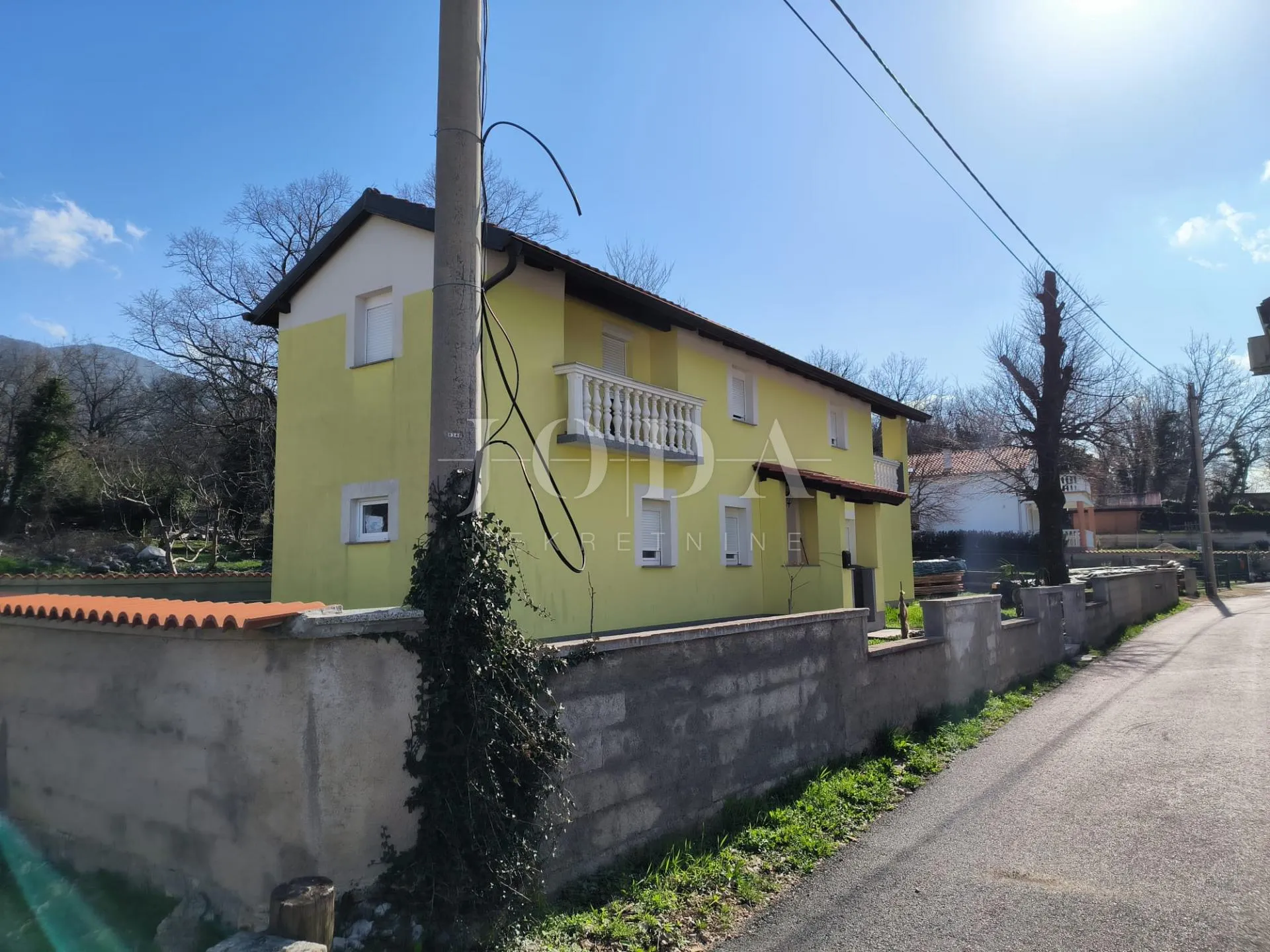 tribalj kuća - slika 28