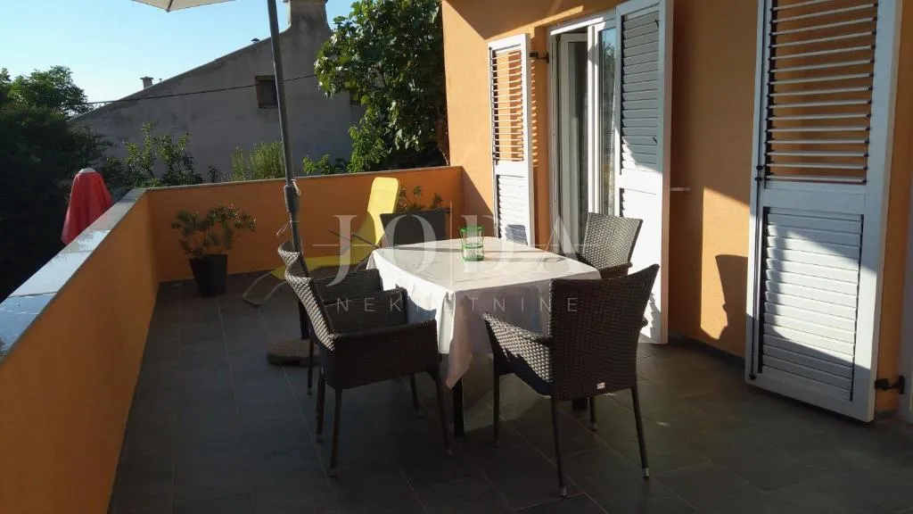 senj, kuća sa dva stana - slika 19