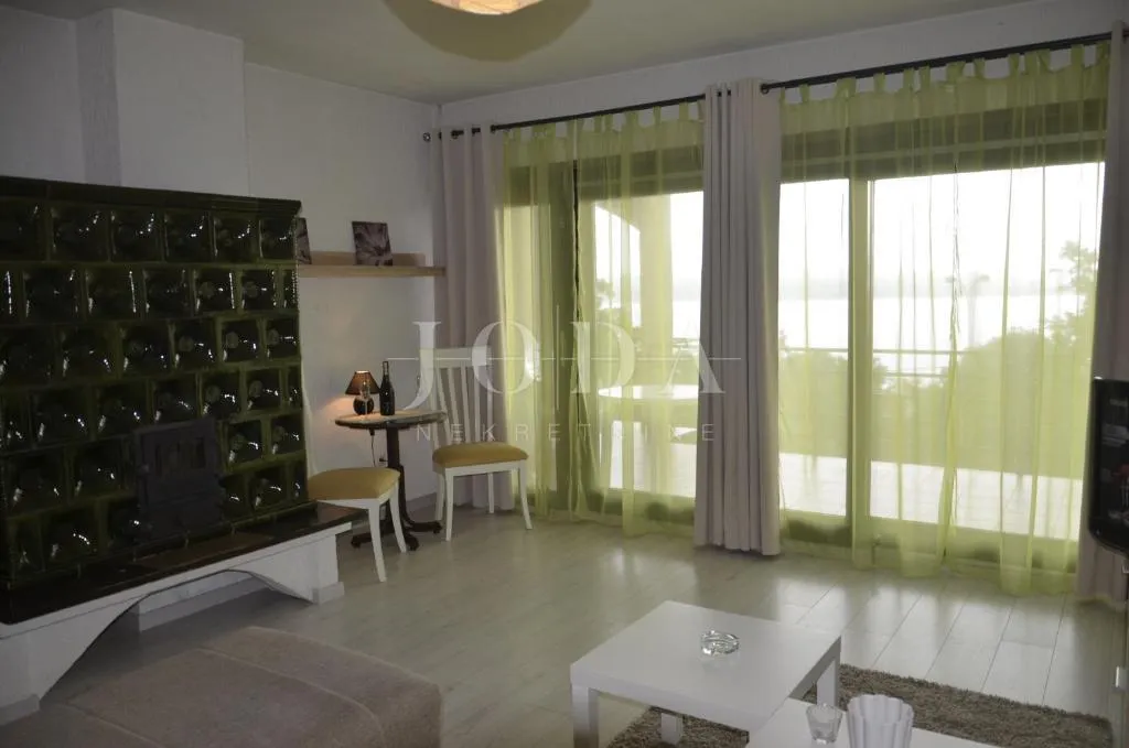 ekskluzivna nekretnina u crikvenici: 602 m², bazen, 7 apartmana, 250 m od mora - slika 12