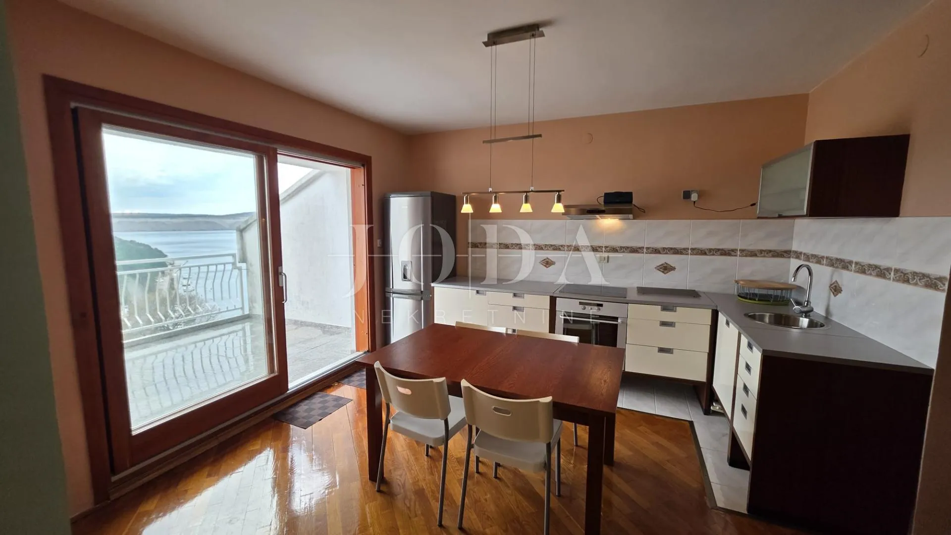 Jadranovo dvosobni stan 150m od mora - Jadranovo, Crikvenica