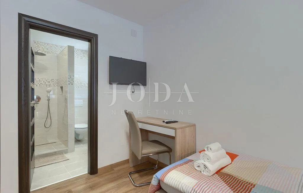 labin, okolica, prekrasna villa sa bazenom - slika 41