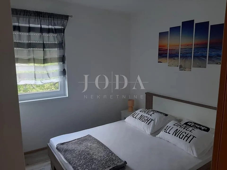 lukovo kuća sa 4 apartmana - slika 16