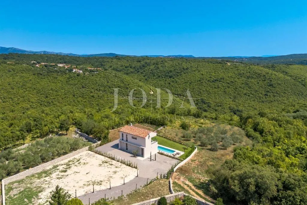 labin, okolica, moderna villa s bazenom i privatnim wellnessom - slika 22