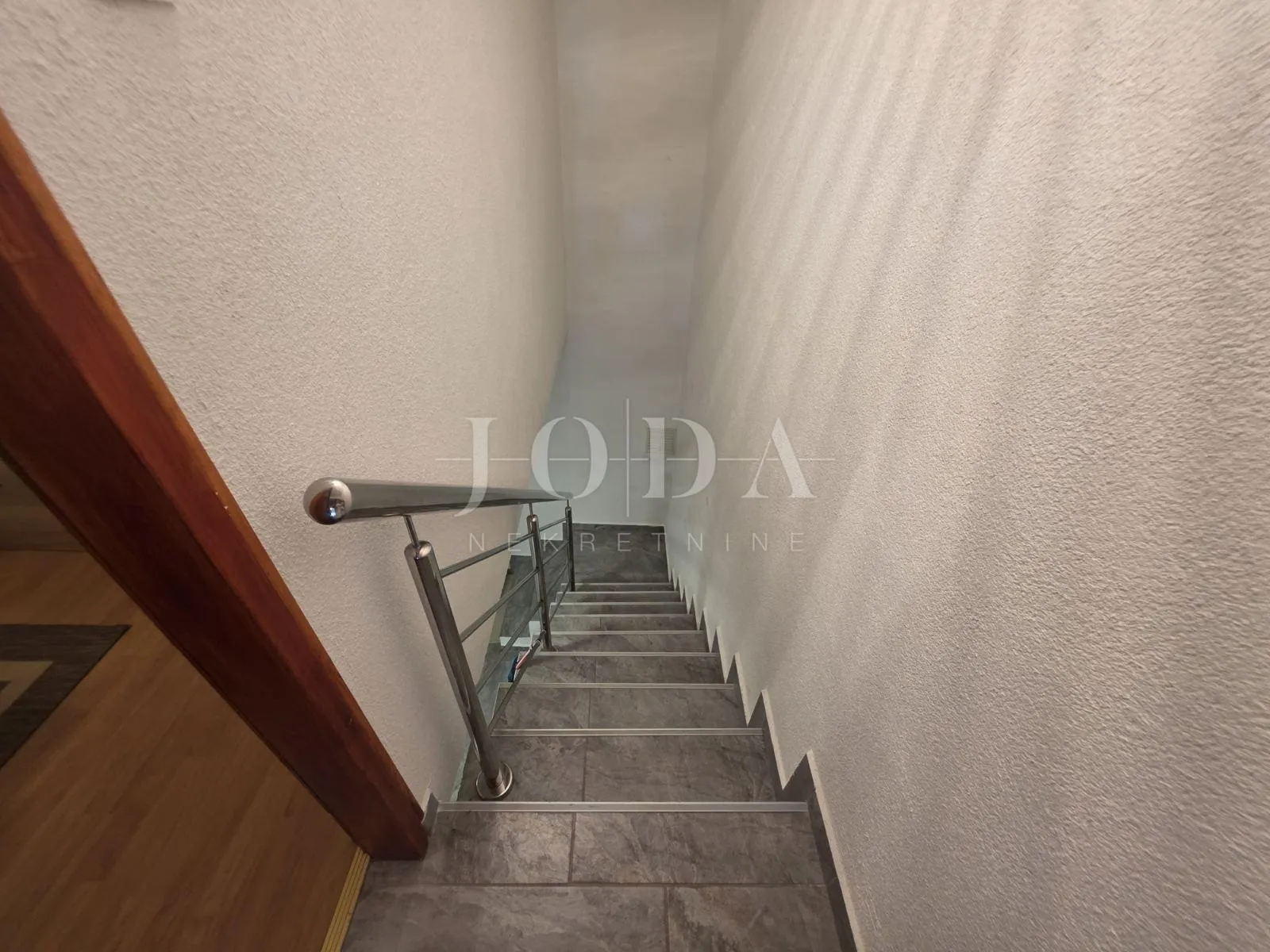 novi vinodolski, dvoetažni stan, 220m od mora - slika 13